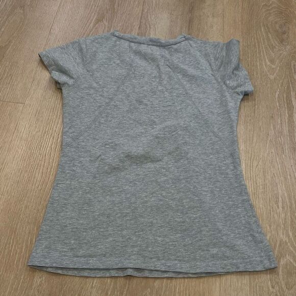 Gap, Banana Republic & Danskin now, T-Shirt & Tank Top Lot of 6, Women’s S/M - Picture 15 of 16